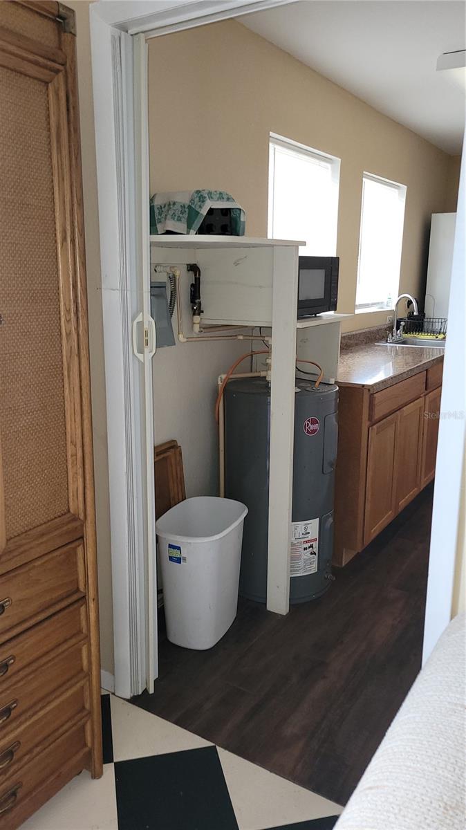 Image 32 of 43 For 509 6th Avenue Sw