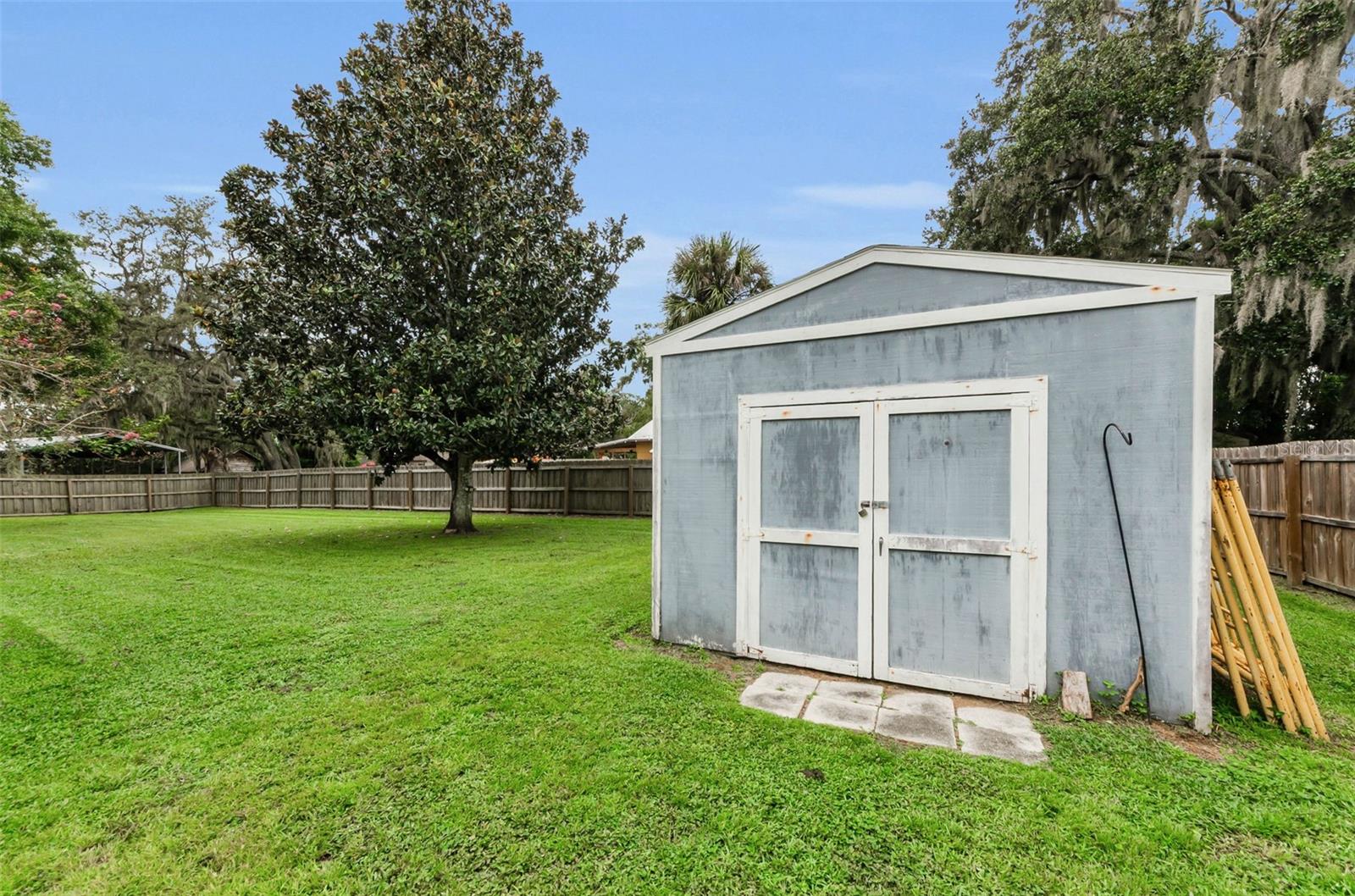 Image 54 of 58 For 11829 Orange Street