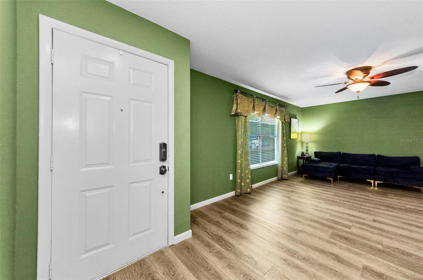 Image 6 of 58 For 11829 Orange Street