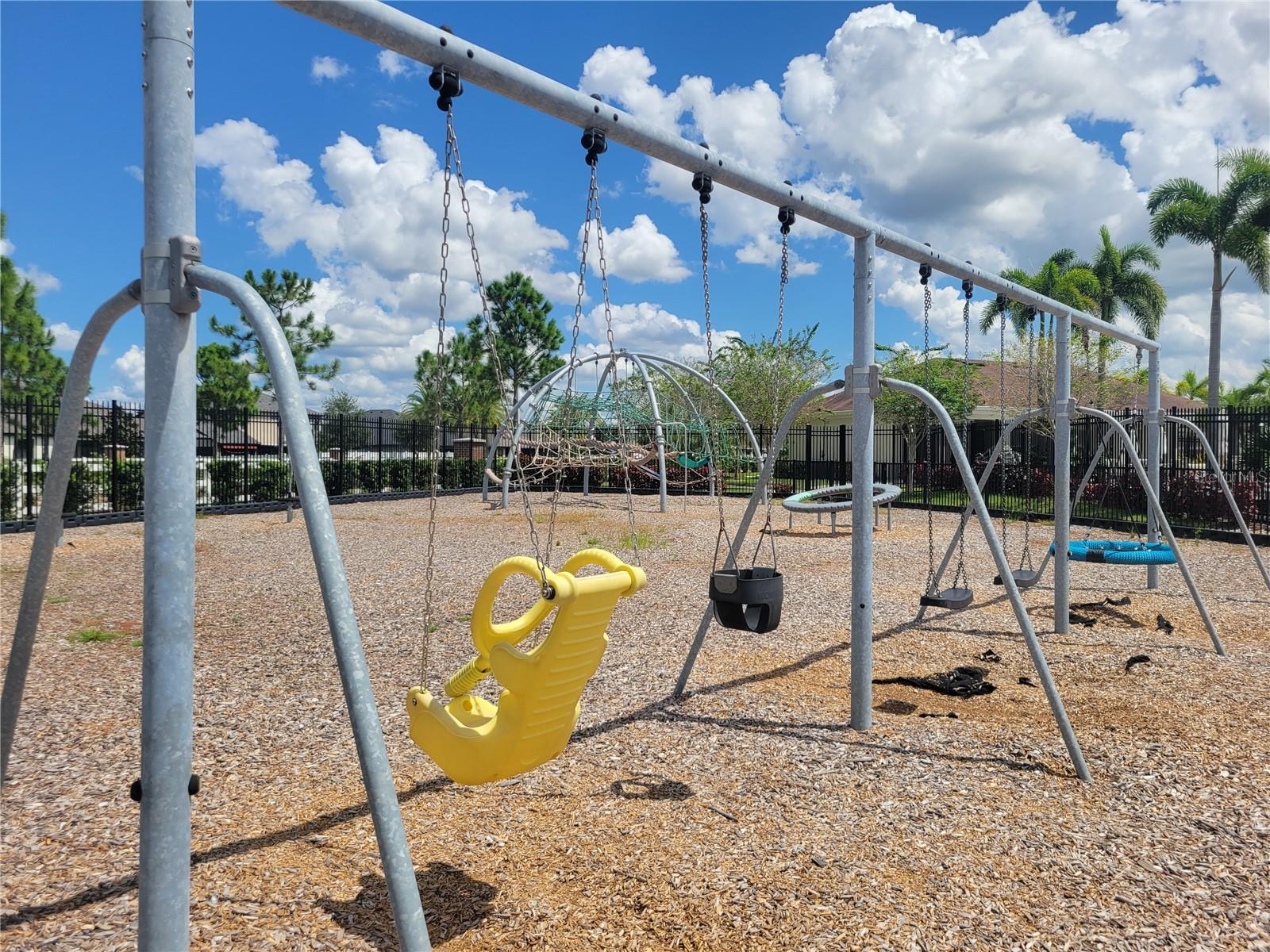 Image 43 of 47 For 13443 White Sapphire Road