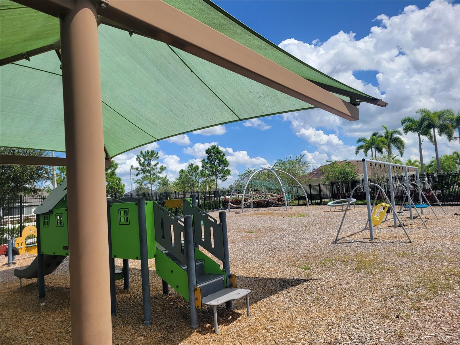 Image 44 of 47 For 13443 White Sapphire Road