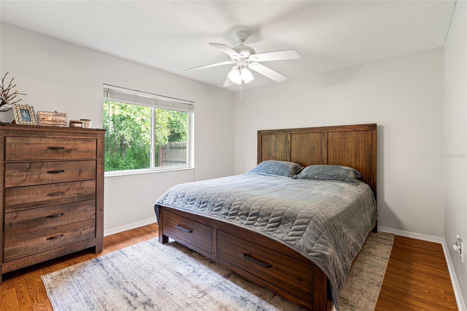 Listing photo id 16 for 27149 La Jolla Way