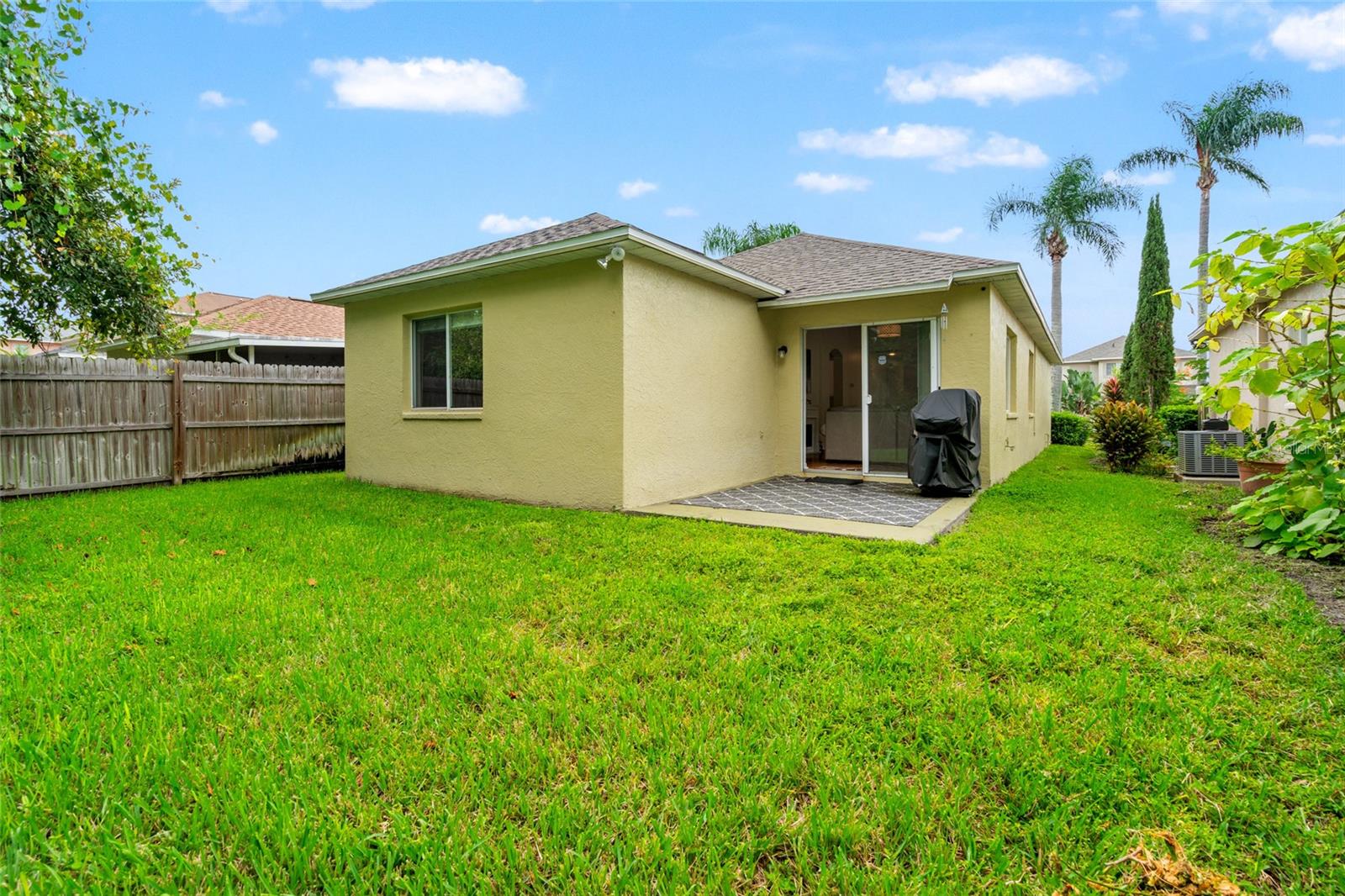 Listing photo id 21 for 27149 La Jolla Way