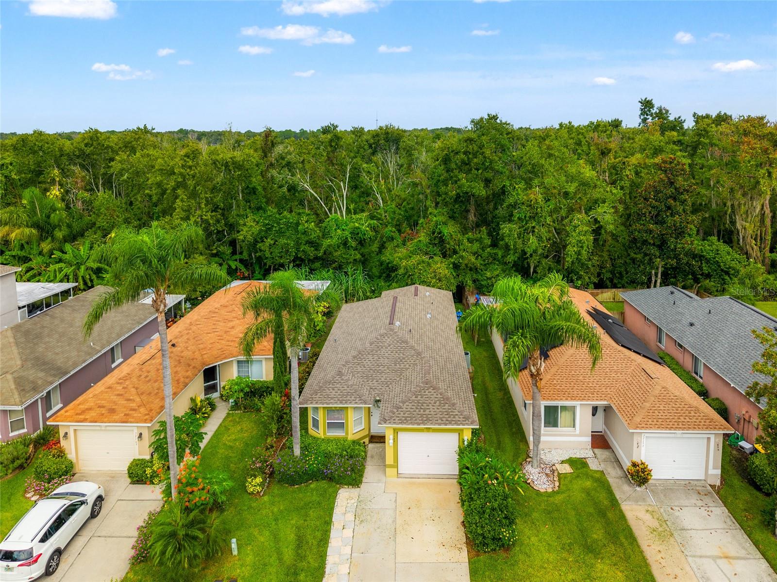 Listing photo id 1 for 27149 La Jolla Way