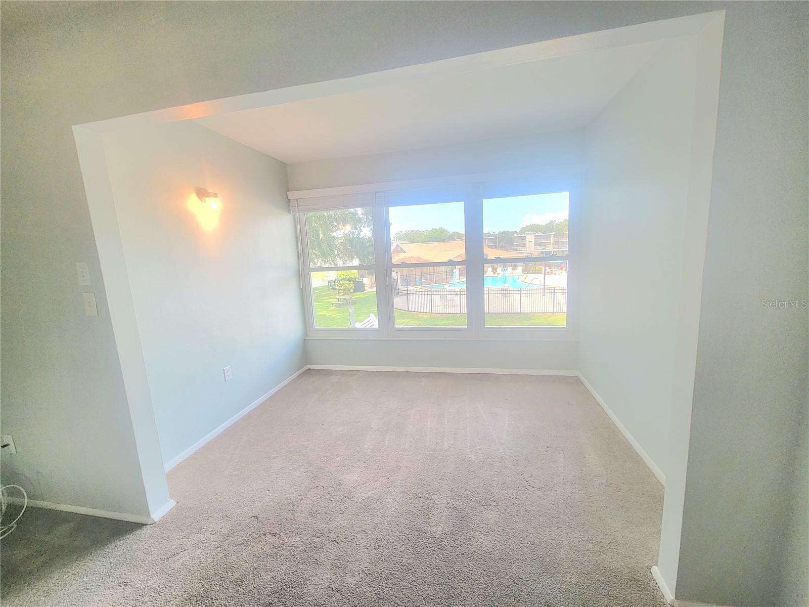 Image 13 of 40 For 930 Virginia Street 202