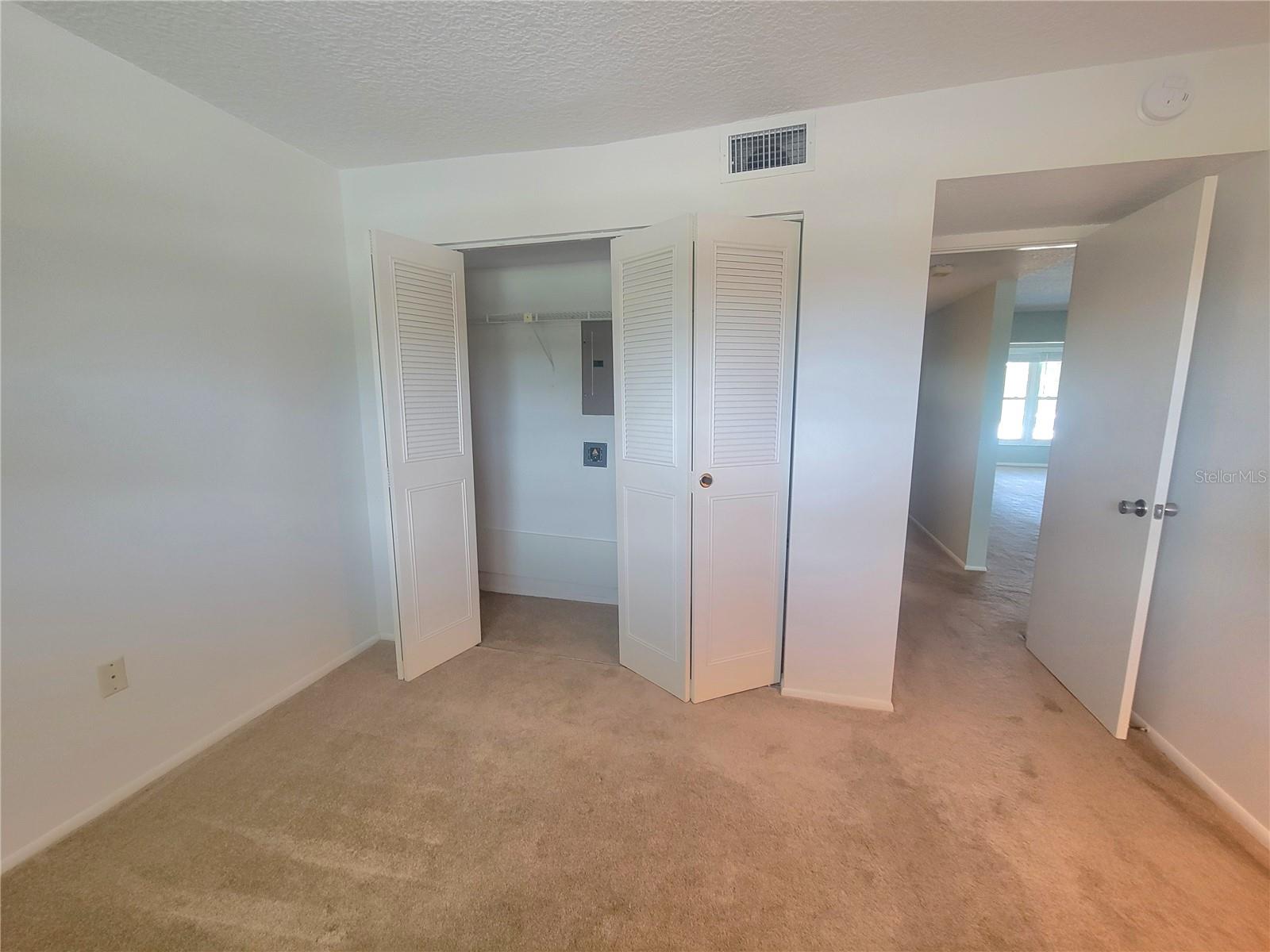 Image 23 of 40 For 930 Virginia Street 202