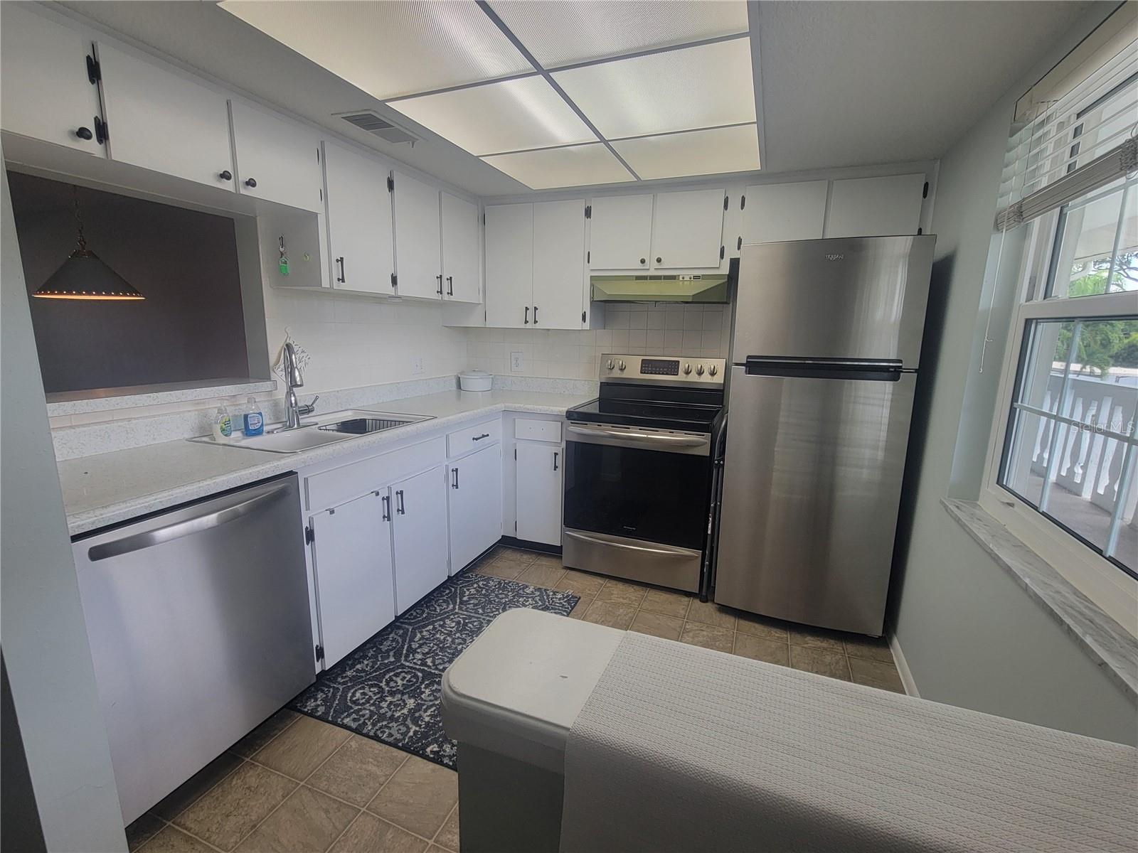Image 7 of 40 For 930 Virginia Street 202