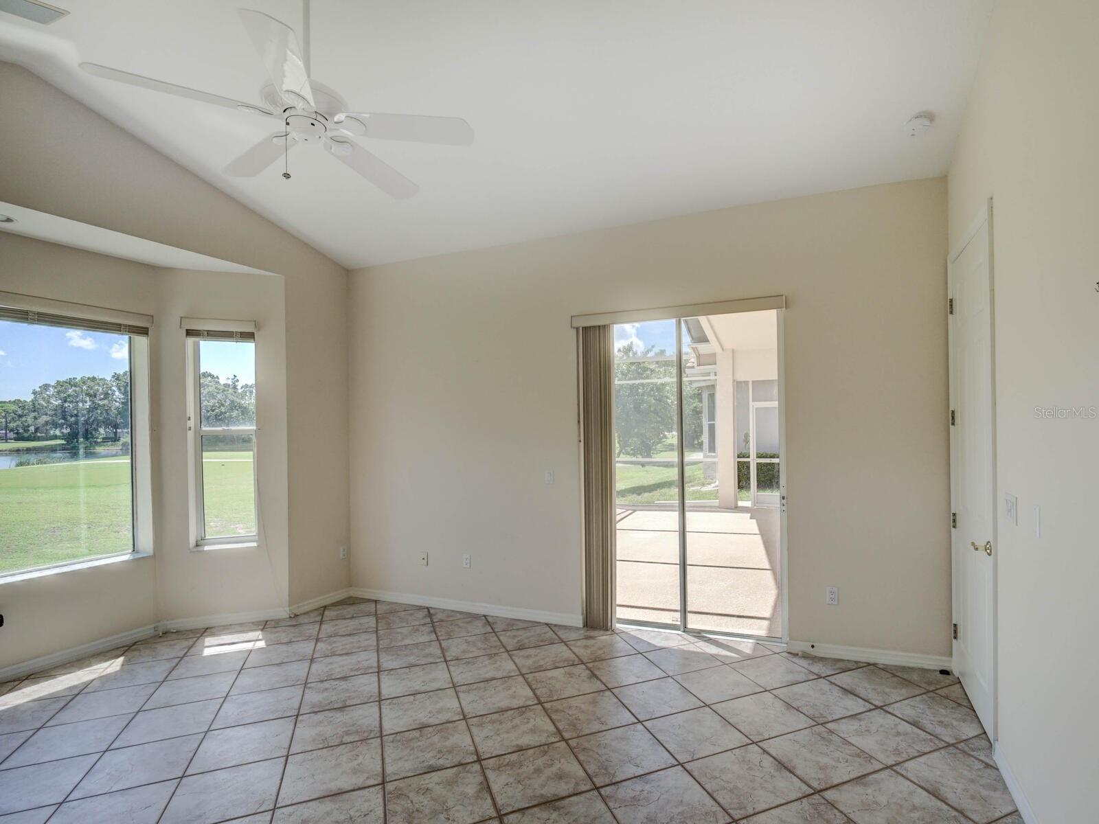 Image 17 of 50 For 4410 Live Oak Boulevard