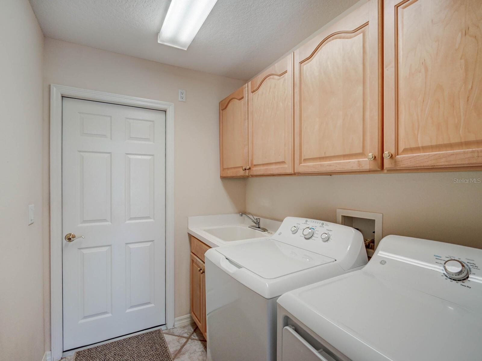 Image 29 of 50 For 4410 Live Oak Boulevard