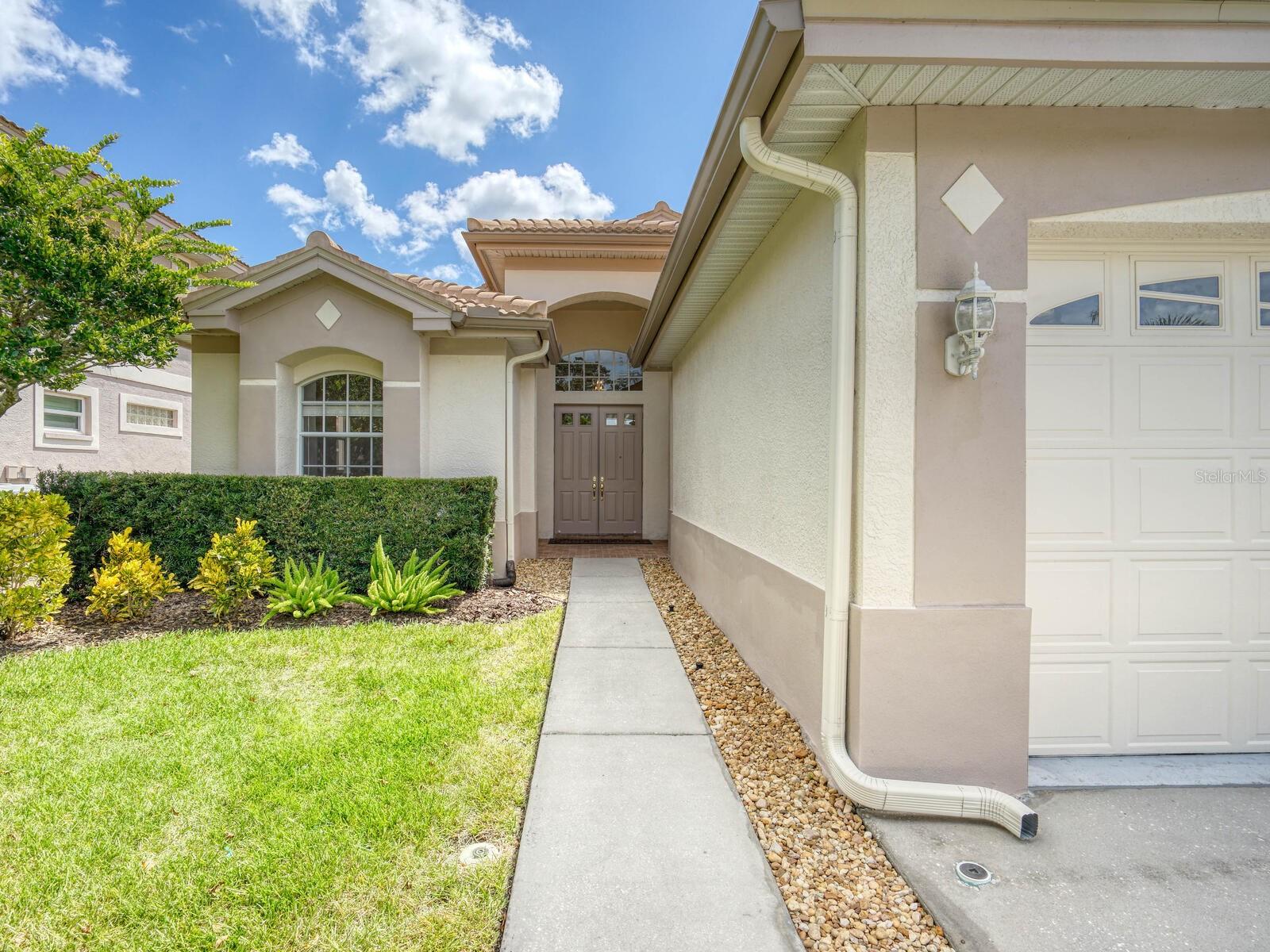 Image 3 of 50 For 4410 Live Oak Boulevard