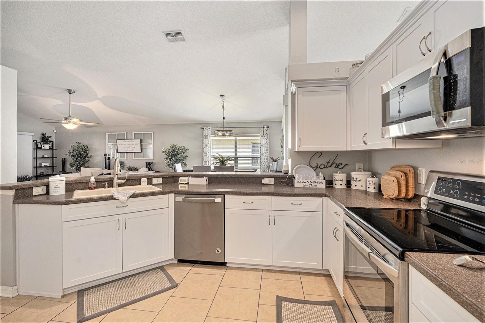 Image 16 of 32 For 13449 Meadow Golf Avenue