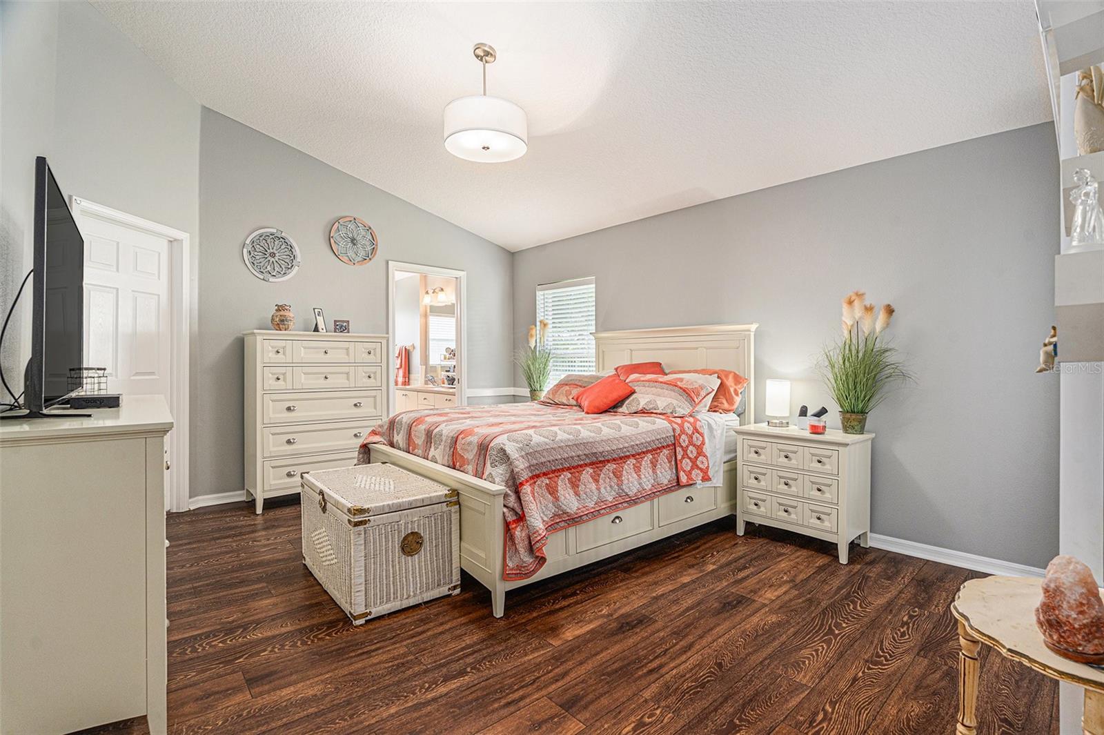 Image 19 of 32 For 13449 Meadow Golf Avenue
