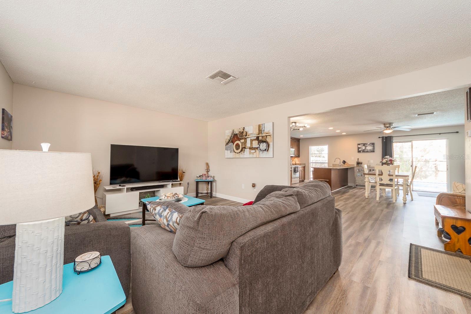 Image 6 of 40 For 1832 Seton Drive