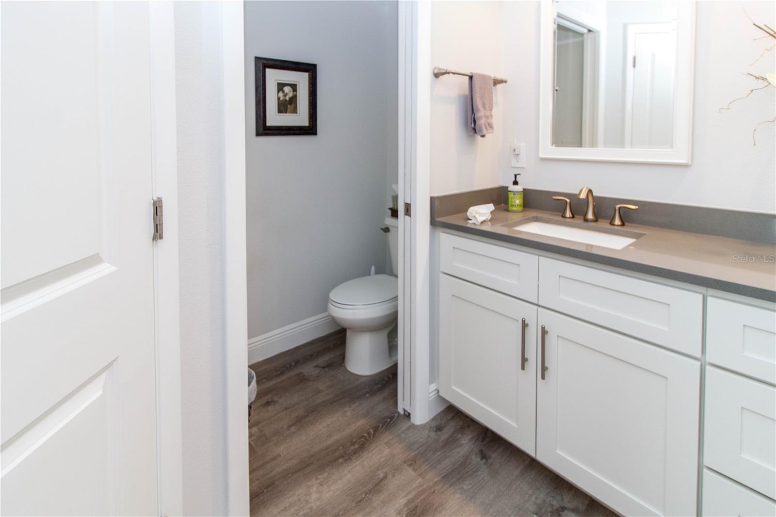 Image 19 of 30 For 960 Starkey Road 7105