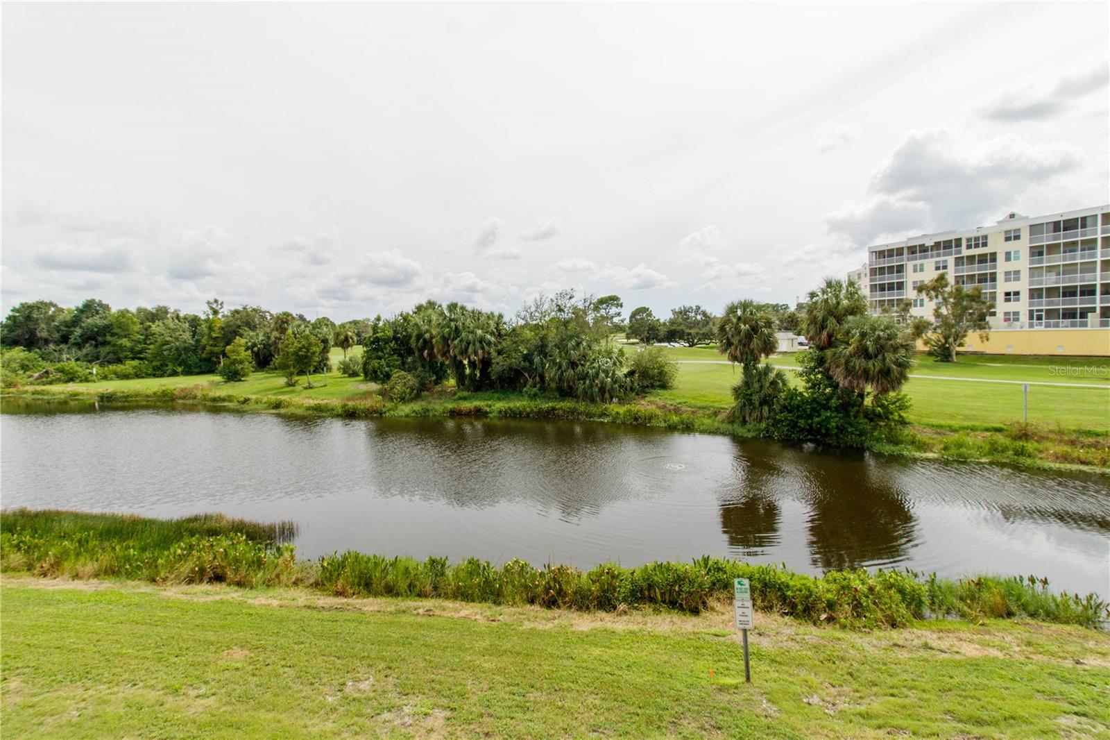Image 4 of 30 For 960 Starkey Road 7105