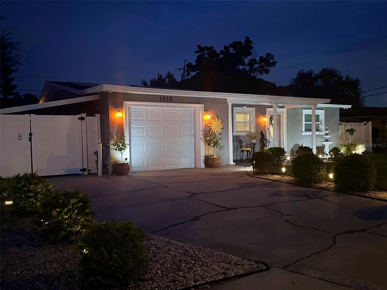 Details for 1919 Kings Highway, CLEARWATER, FL 33755