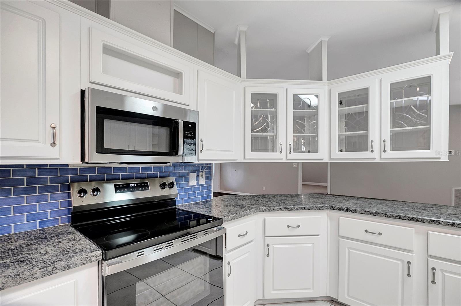 Listing photo id 15 for 12717 Morgan Road