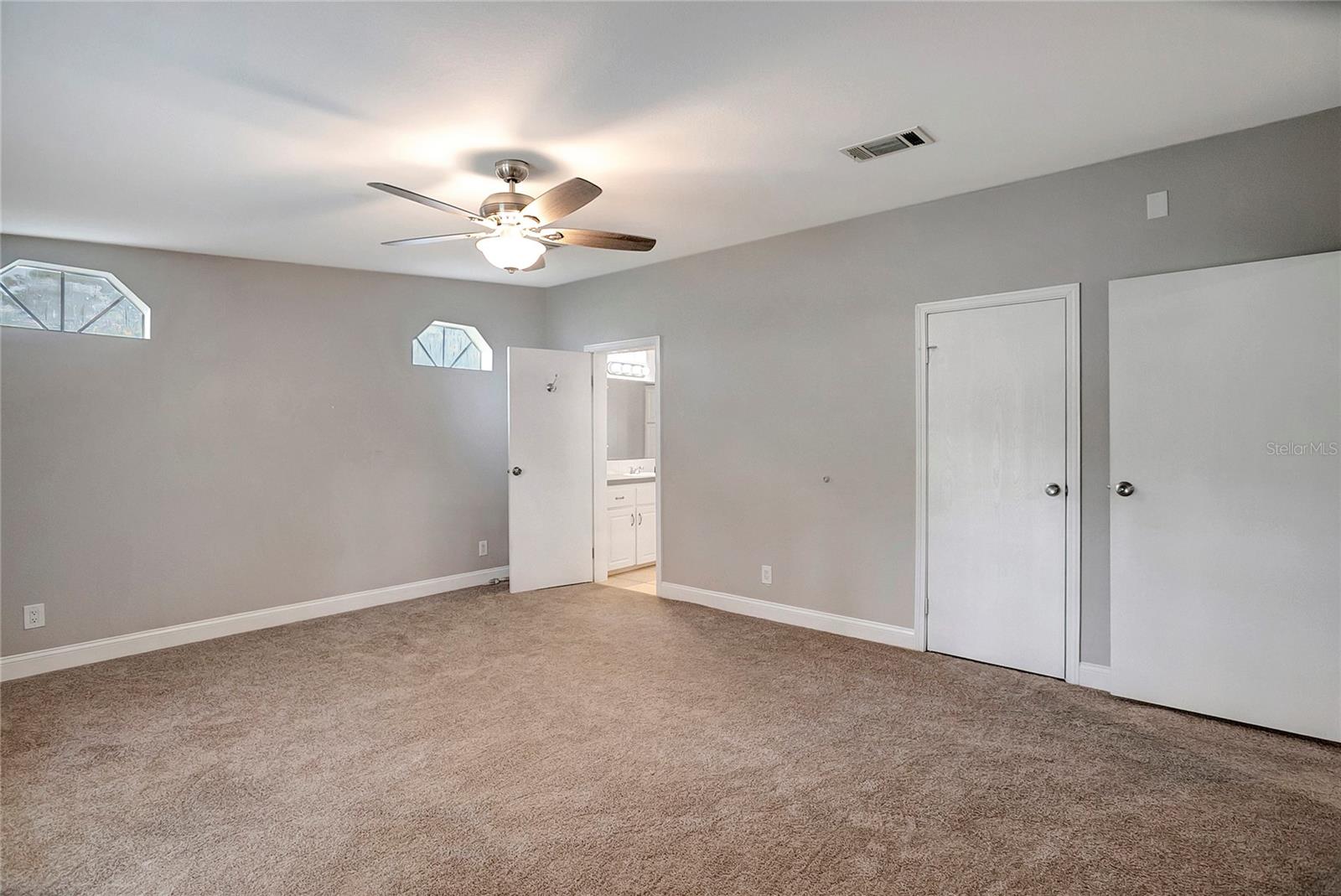 Listing photo id 18 for 12717 Morgan Road