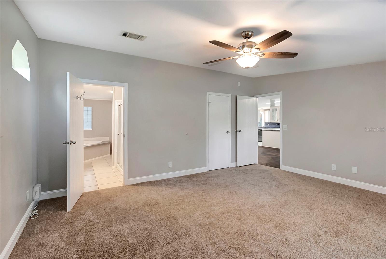 Listing photo id 19 for 12717 Morgan Road