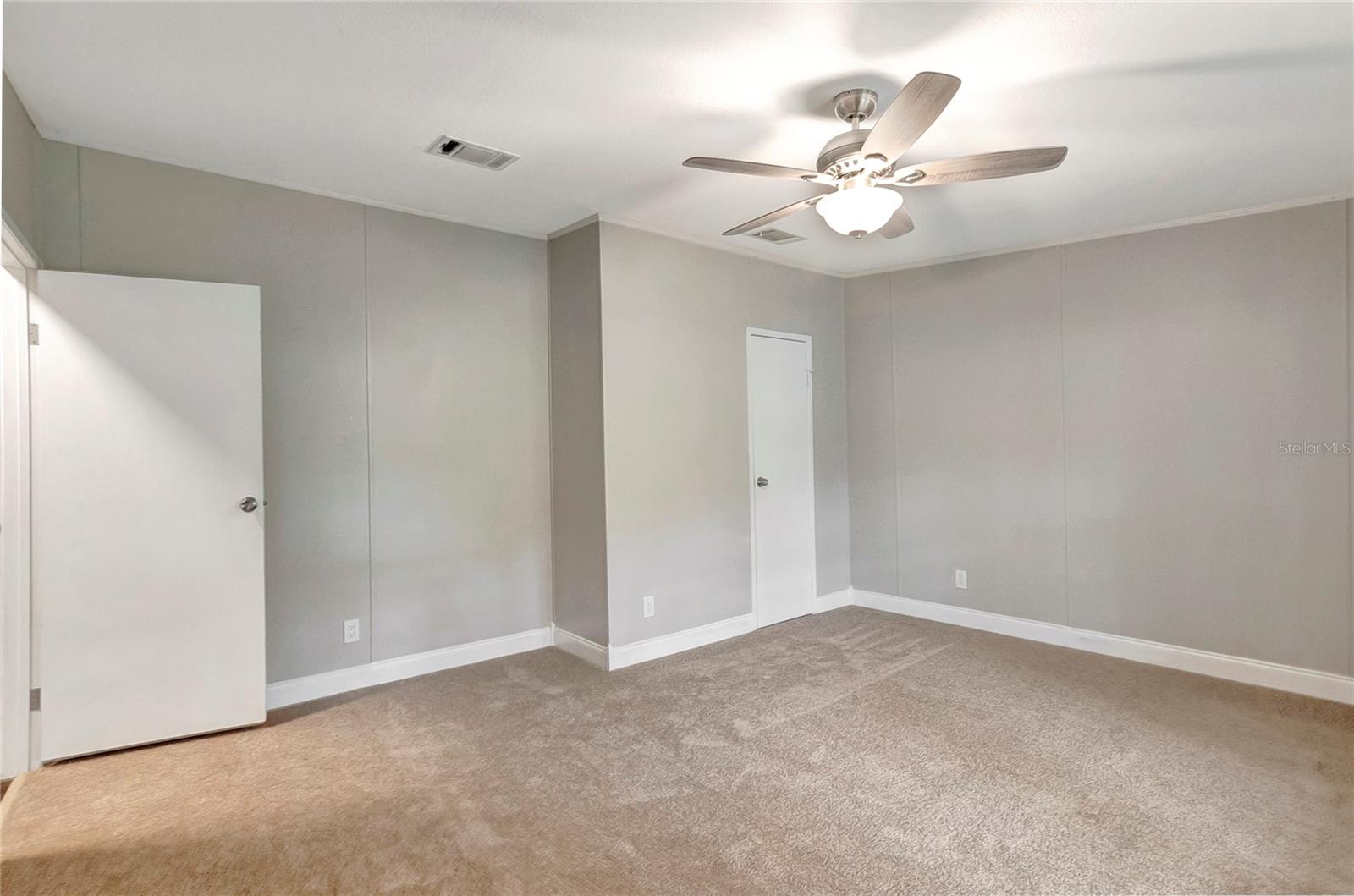 Listing photo id 31 for 12717 Morgan Road