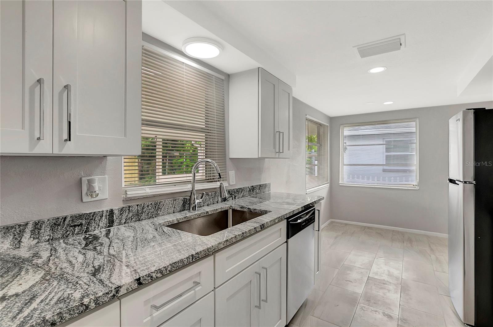 Image 14 of 38 For 5611 Mosaic Drive