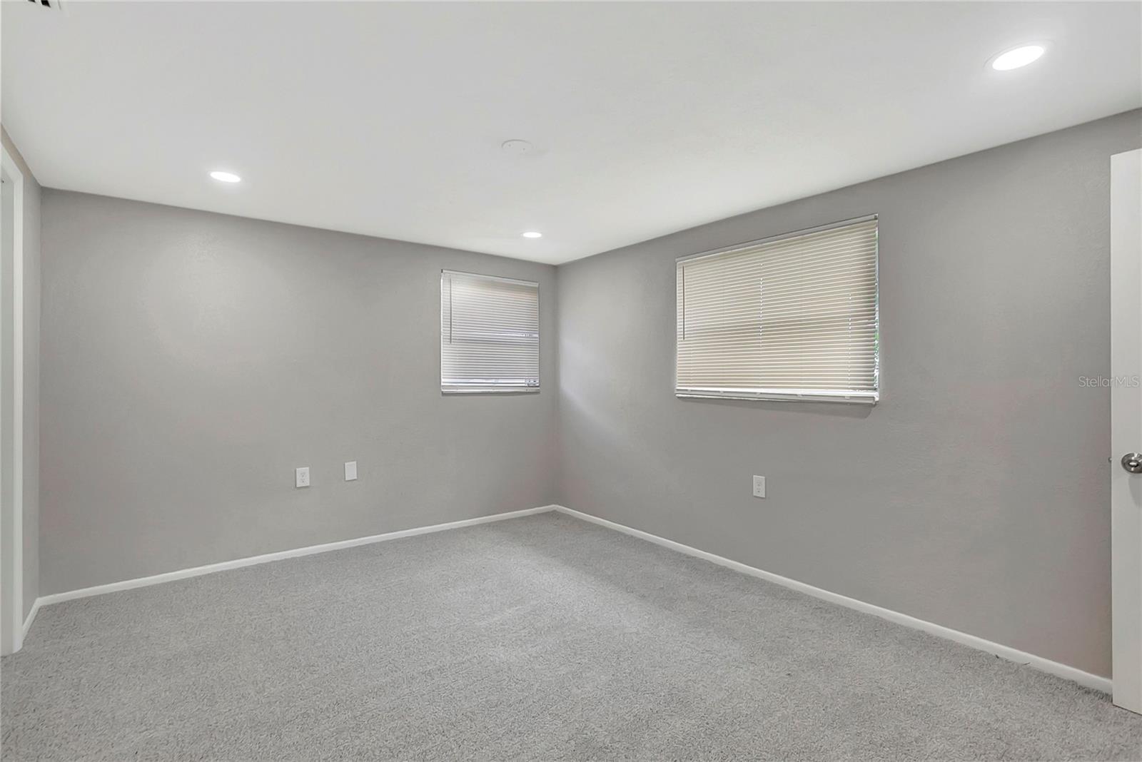 Image 25 of 38 For 5611 Mosaic Drive