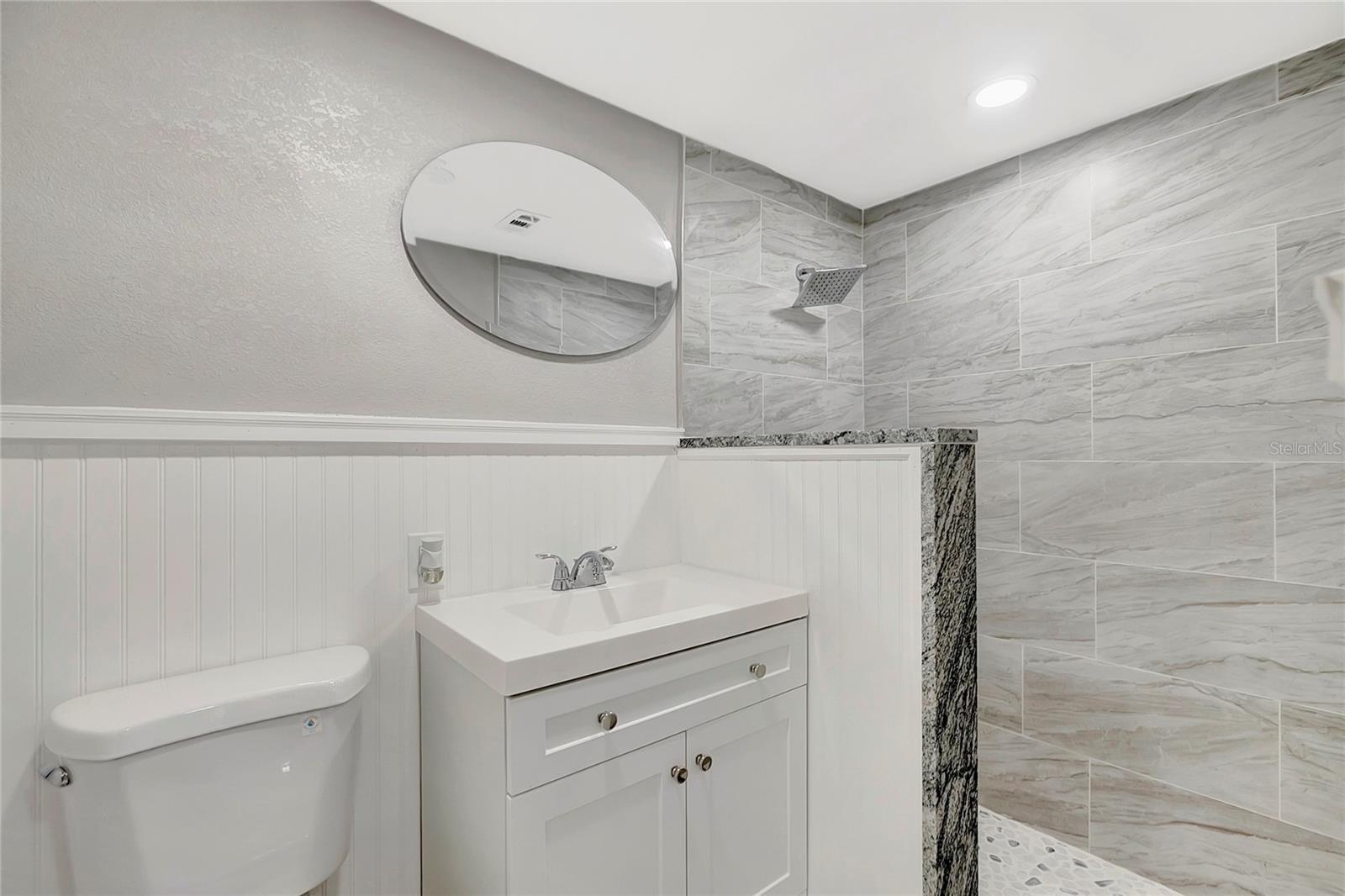 Image 28 of 38 For 5611 Mosaic Drive