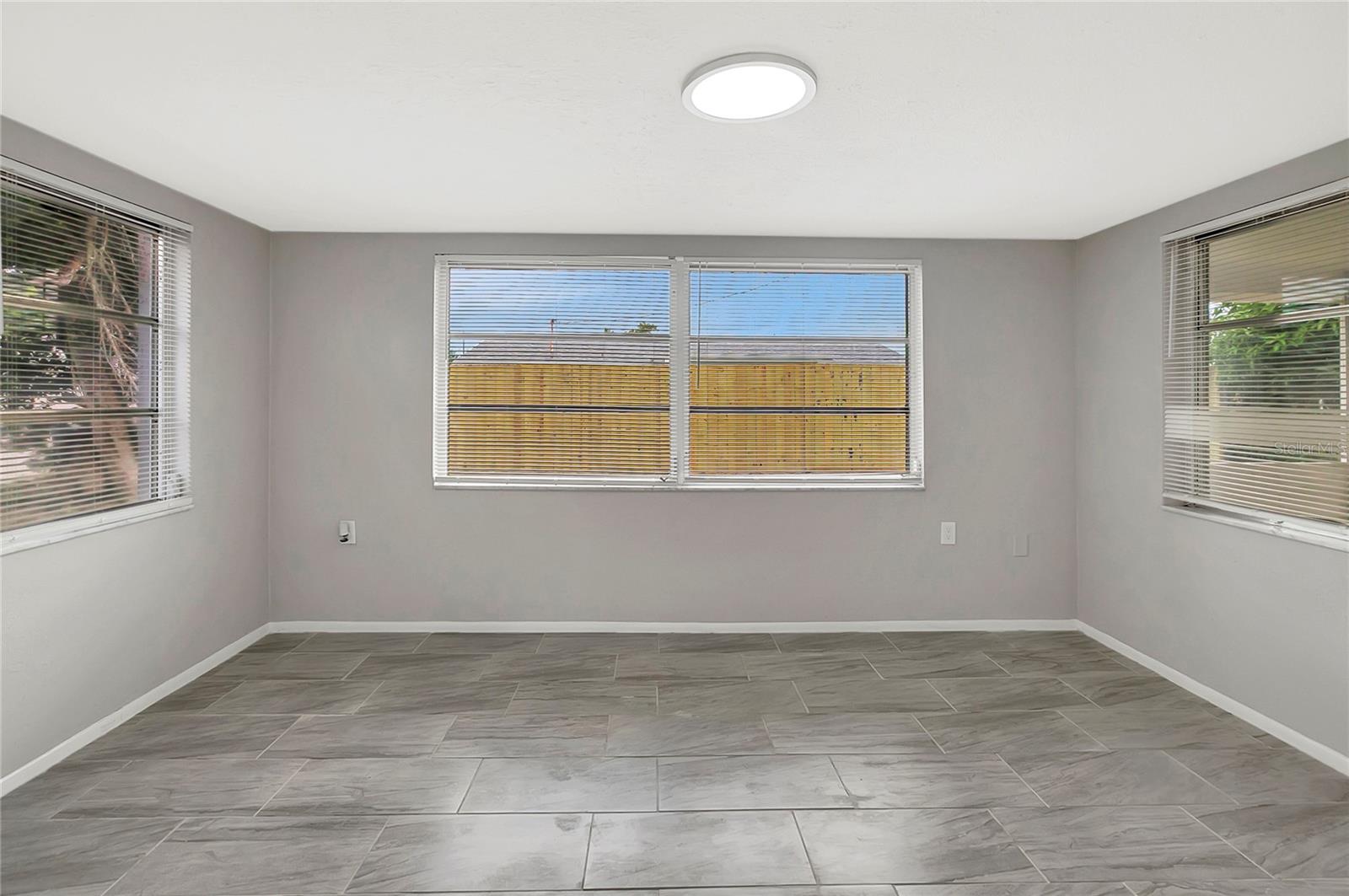Image 30 of 38 For 5611 Mosaic Drive