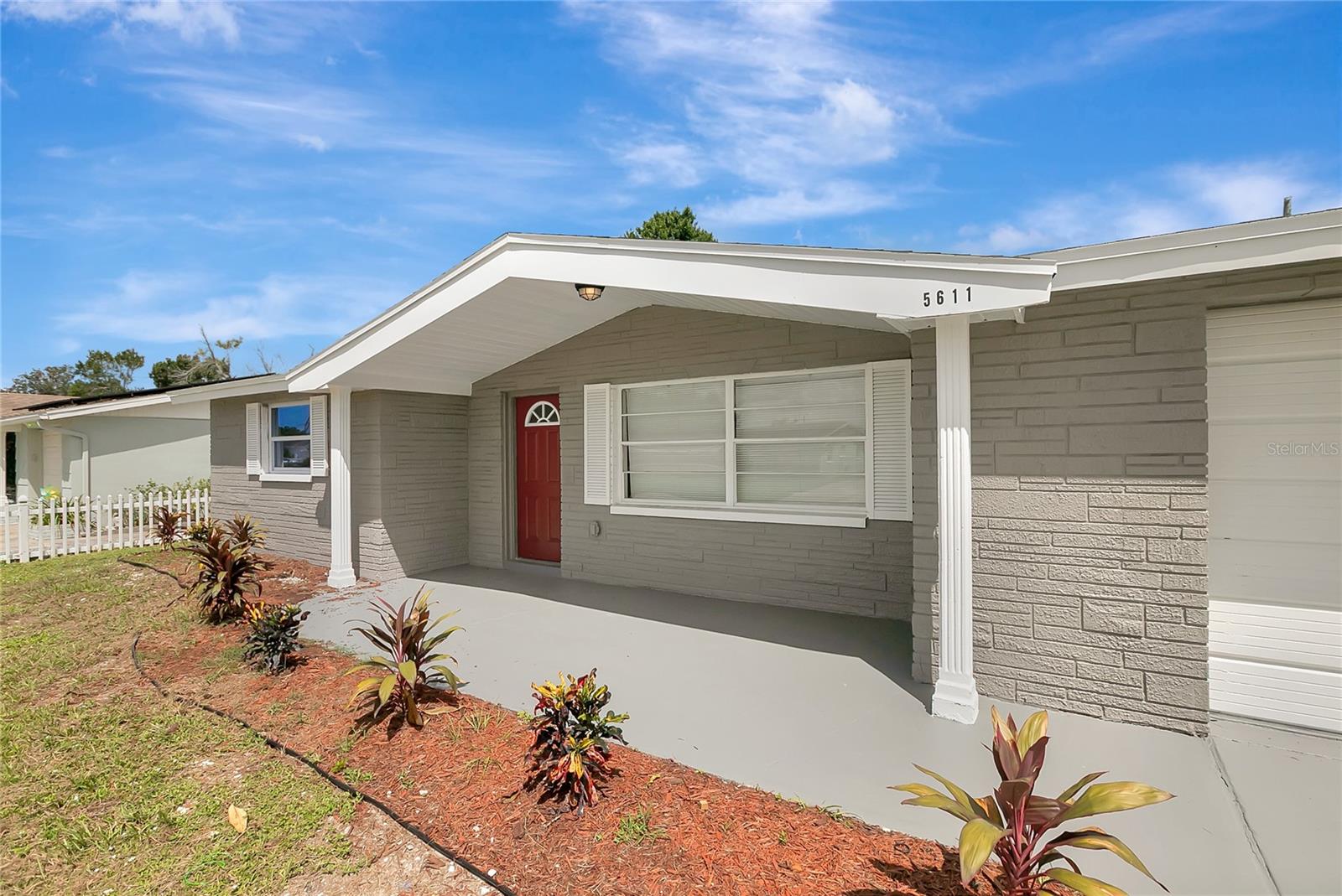 Image 4 of 38 For 5611 Mosaic Drive