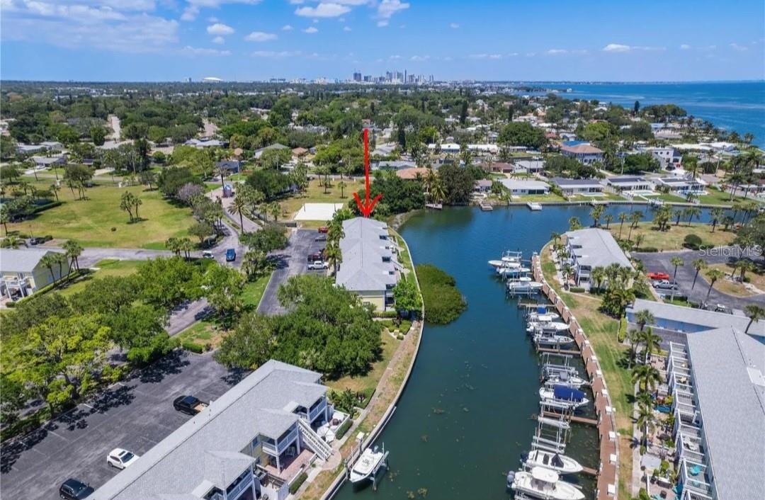 Image 42 of 48 For 4712 Beach Drive Se C