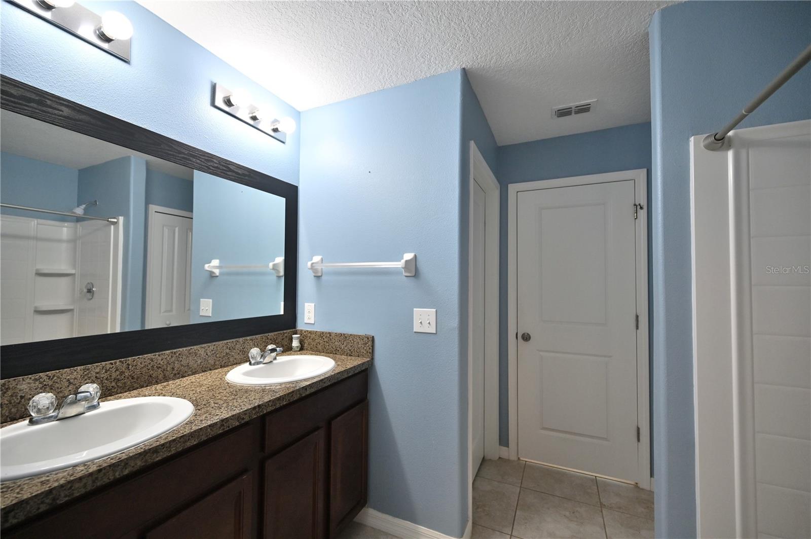 Image 22 of 42 For 4914 Reflecting Pond Circle