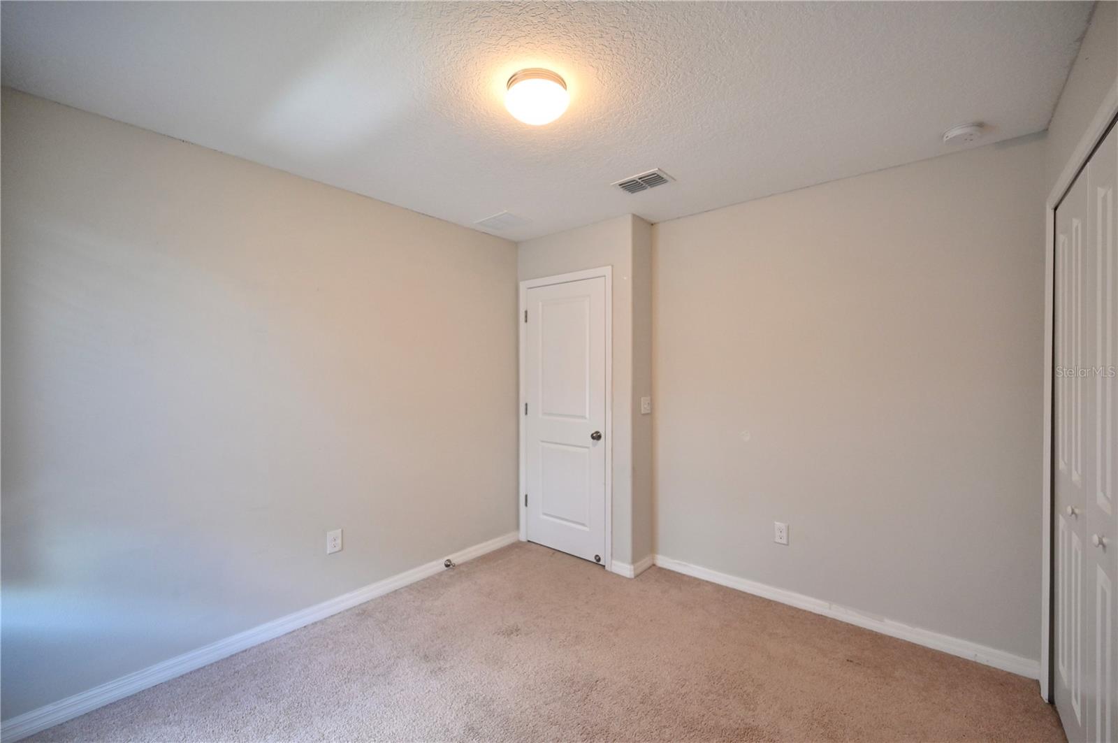 Image 26 of 42 For 4914 Reflecting Pond Circle