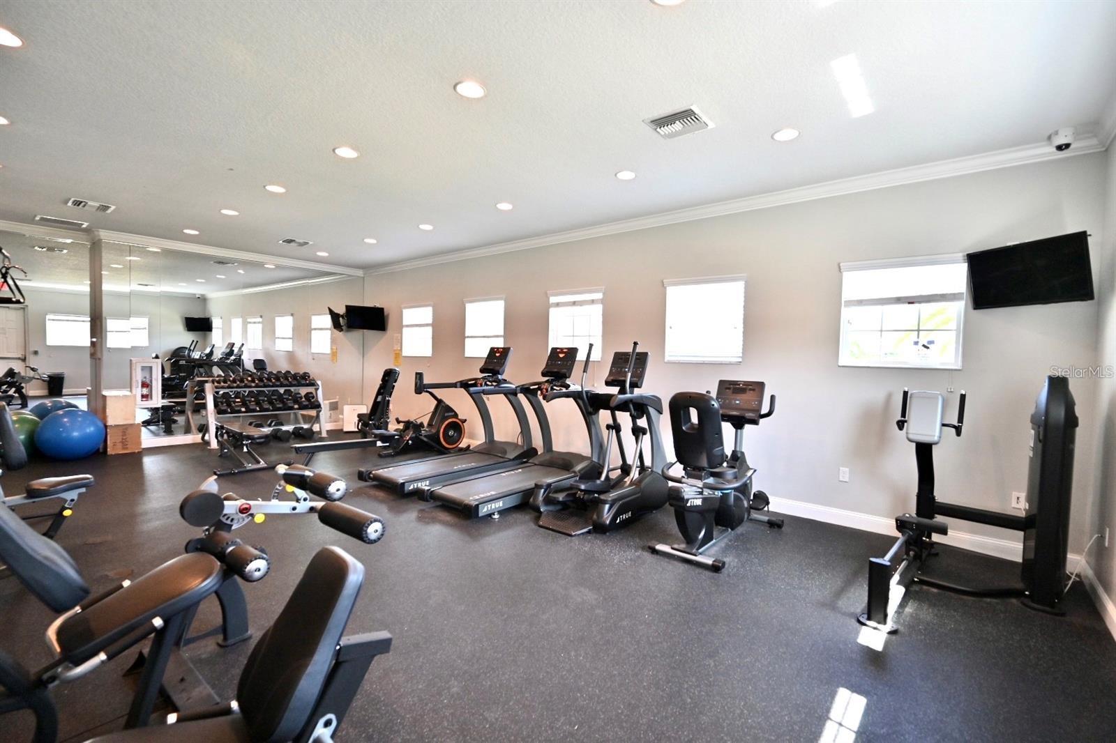 Image 41 of 42 For 4914 Reflecting Pond Circle