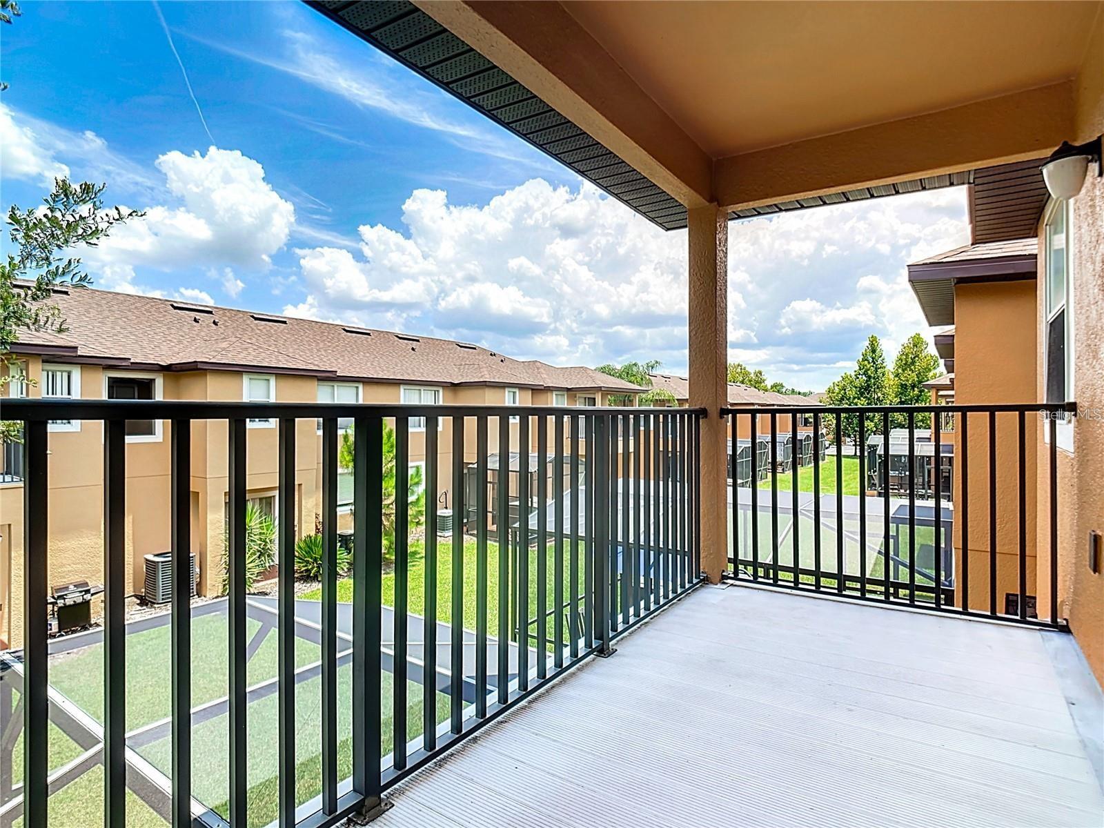 Image 16 of 37 For 2723 Roadster Ln