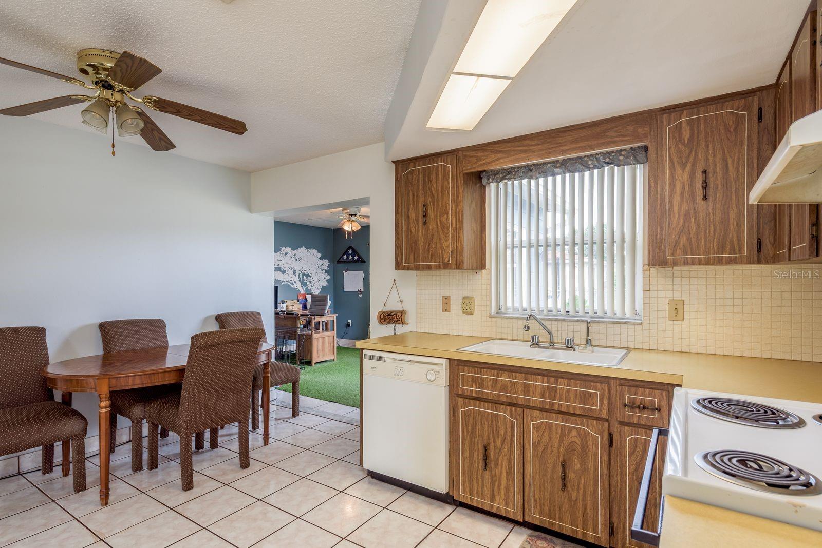Image 14 of 32 For 9307 Wolcott Lane