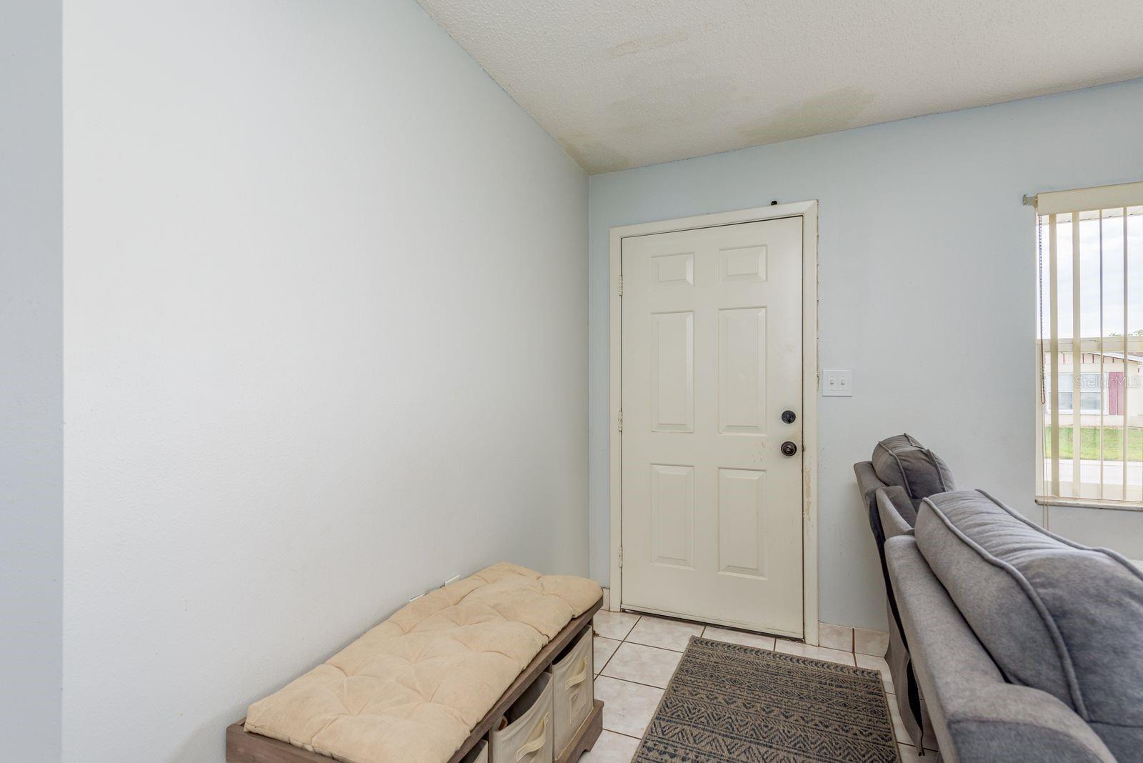 Image 5 of 32 For 9307 Wolcott Lane
