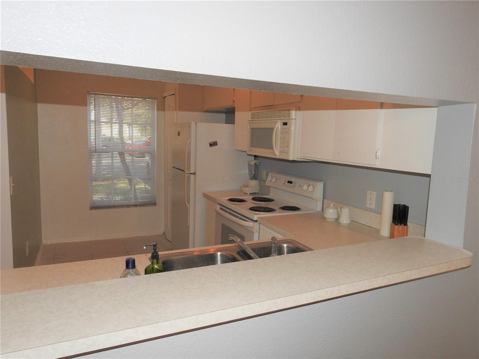 Image 10 of 12 For 8613 Hunters Key Circle