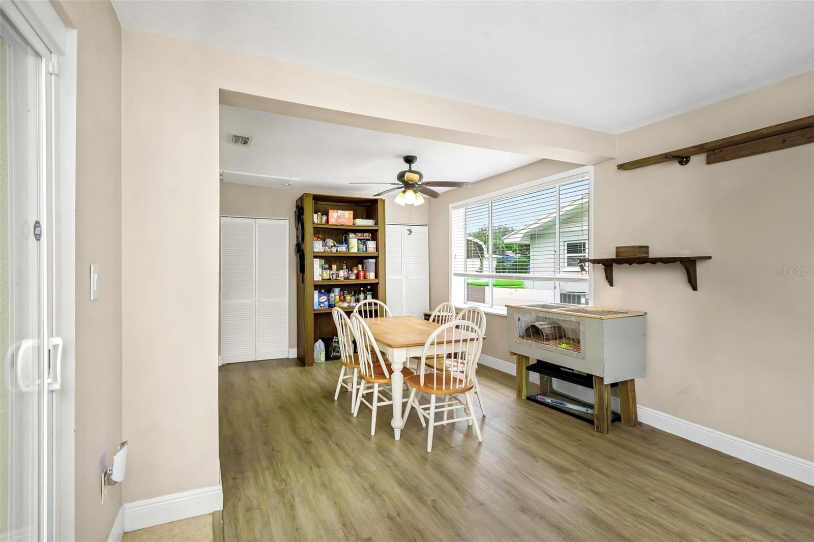 Image 22 of 53 For 1536 Lakeview Road