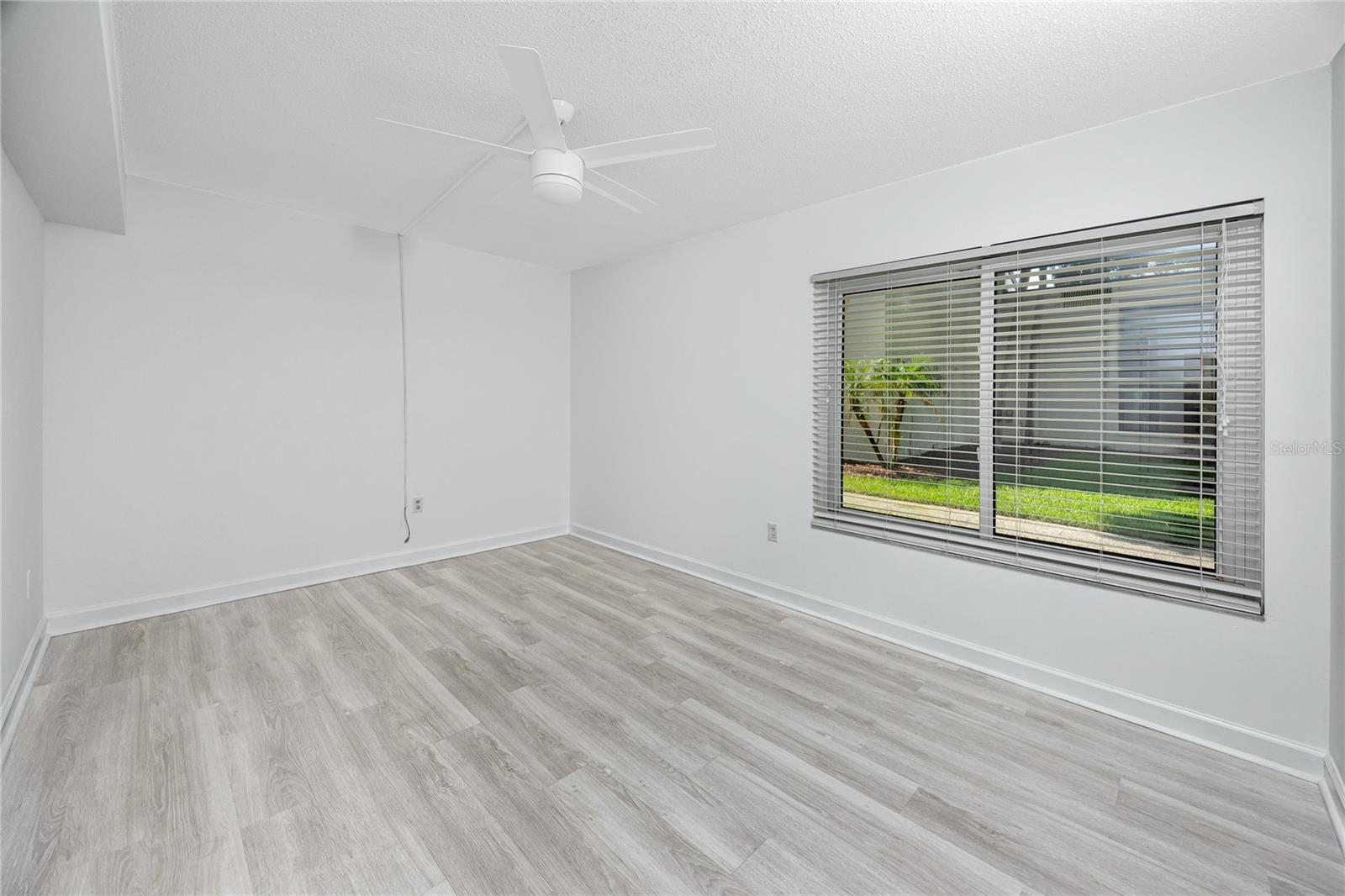 Image 13 of 32 For 2207 Belleair Road B4