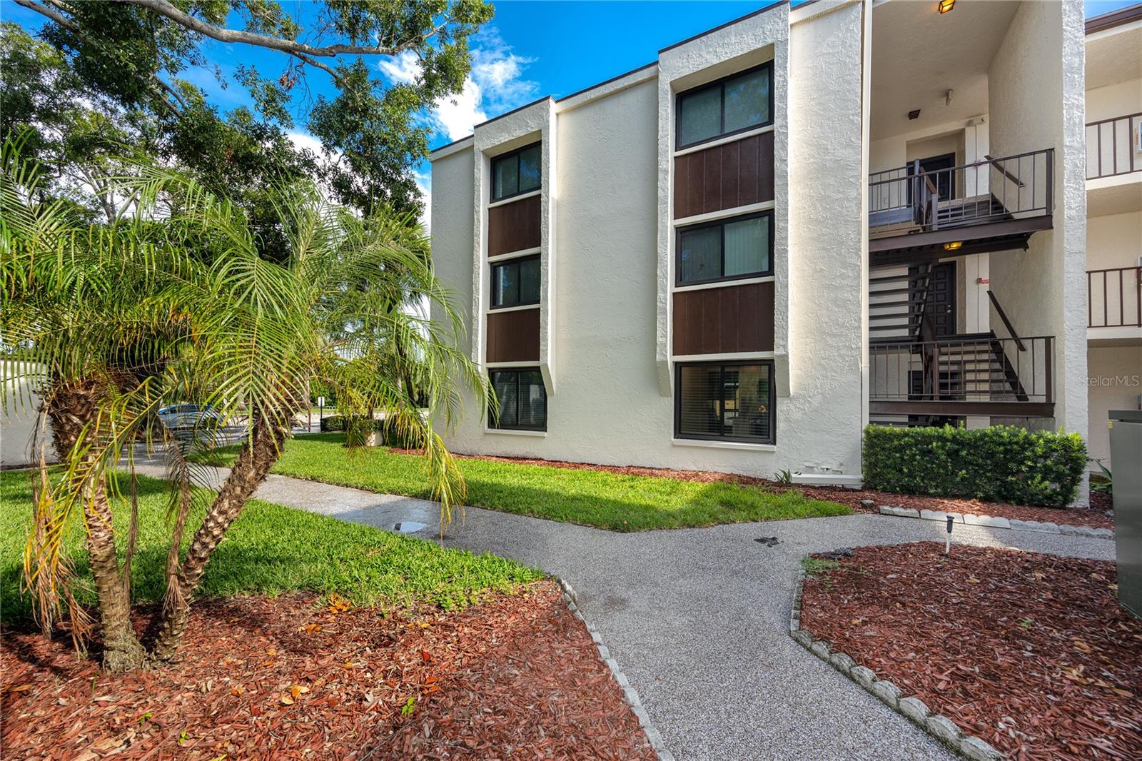 Image 29 of 32 For 2207 Belleair Road B4