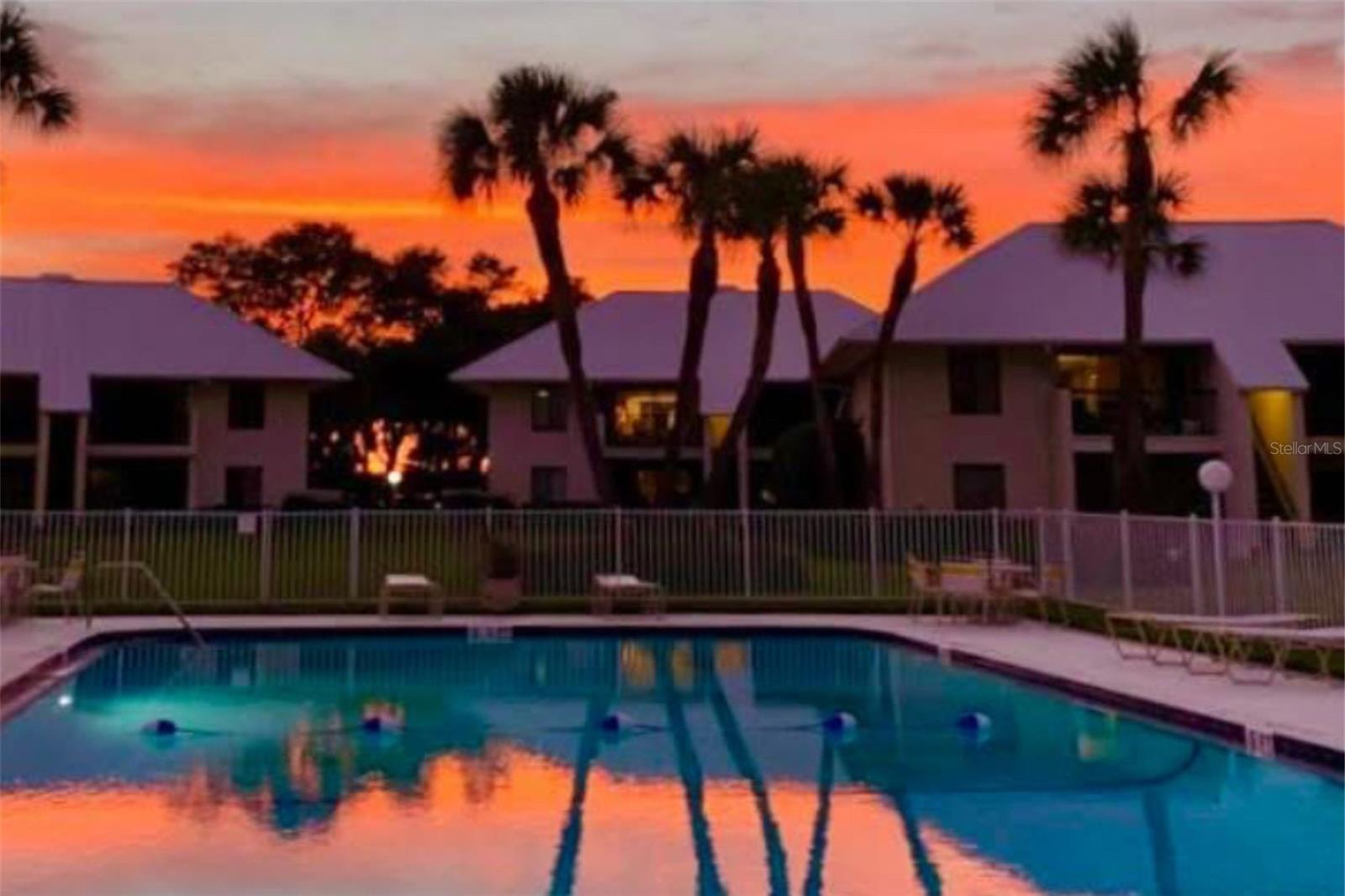 Image 5 of 40 For 7310 Sunshine Skyway Lane S 219