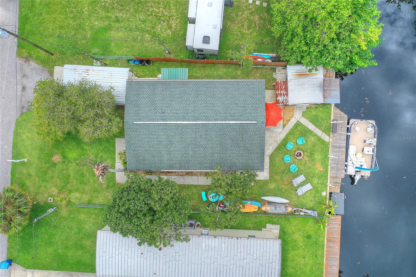 Listing photo id 33 for 7281 Aberdeen Court