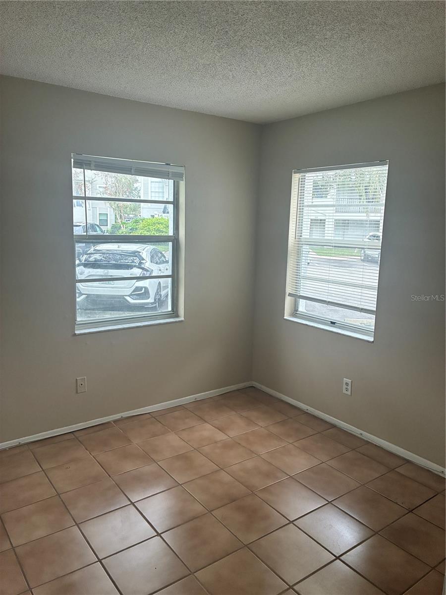 Image 6 of 14 For 7193 E Bank Dr