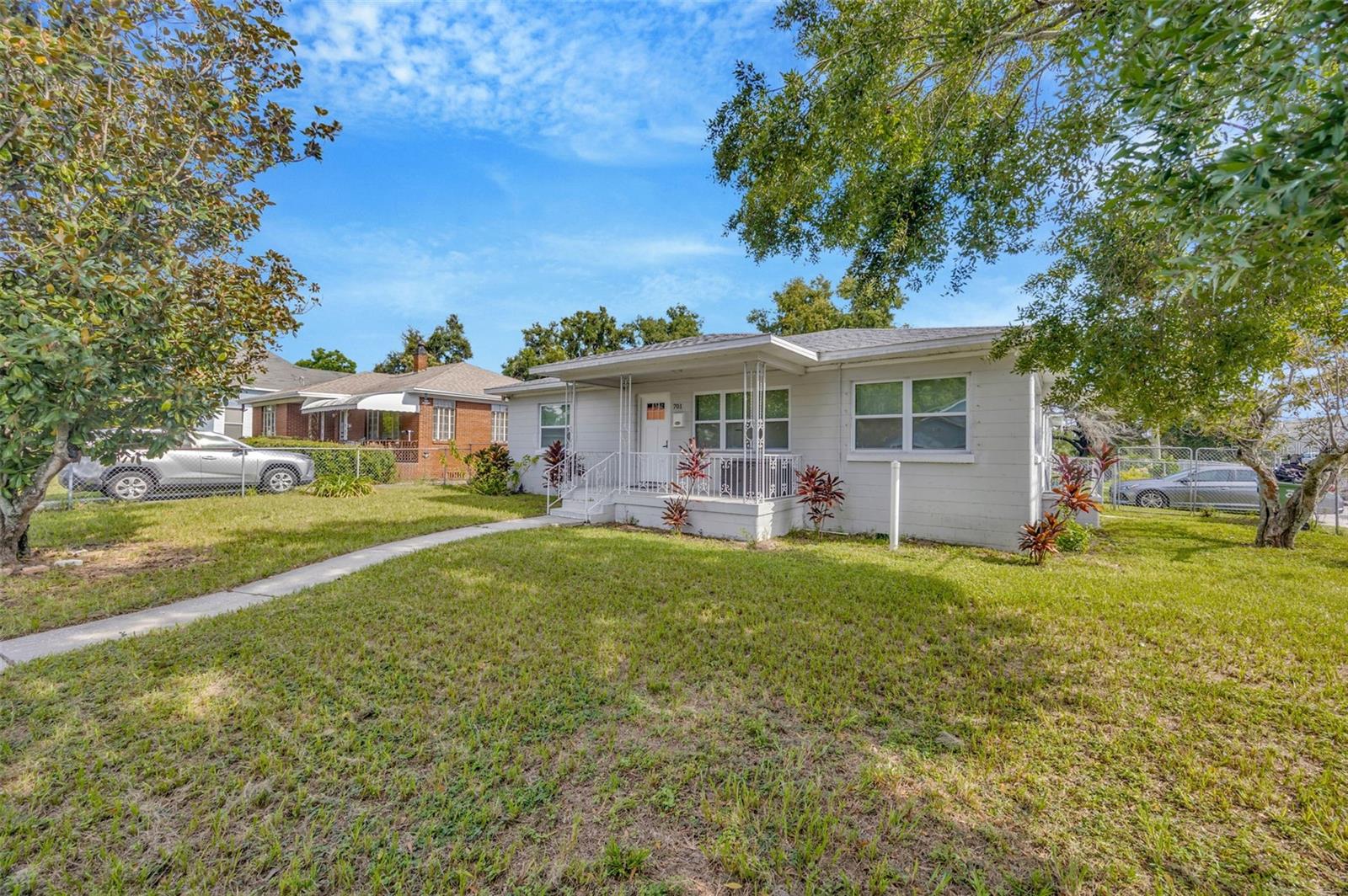 Image 46 of 49 For 701 Adalee Street