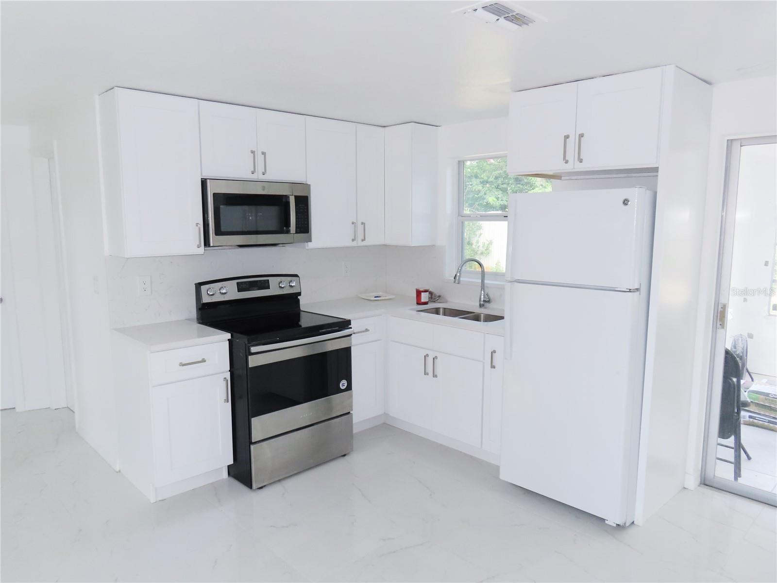 Image 8 of 14 For 3610 Pinehurst Drive