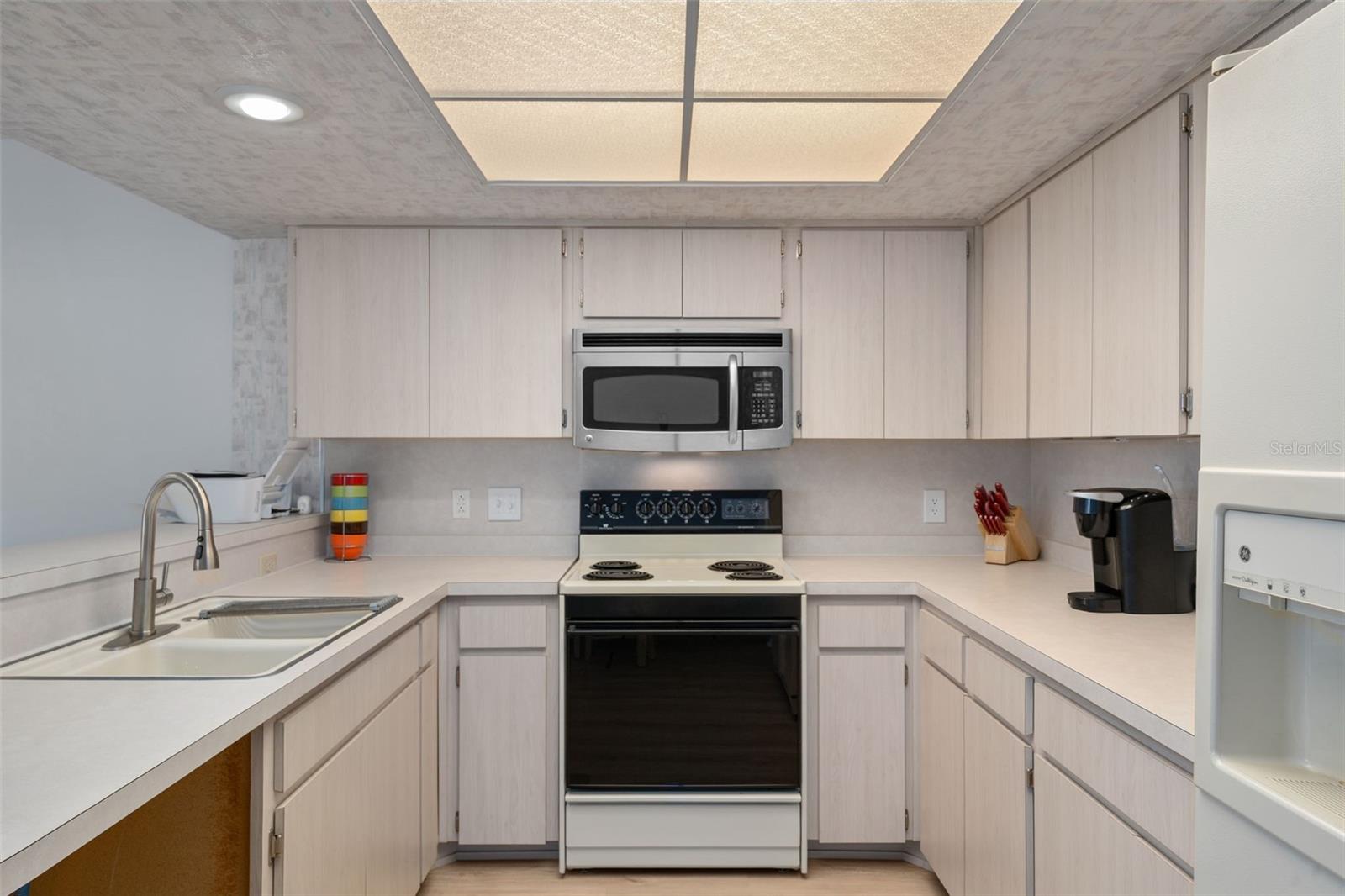 Image 8 of 45 For 2231 Utopian Drive E 217