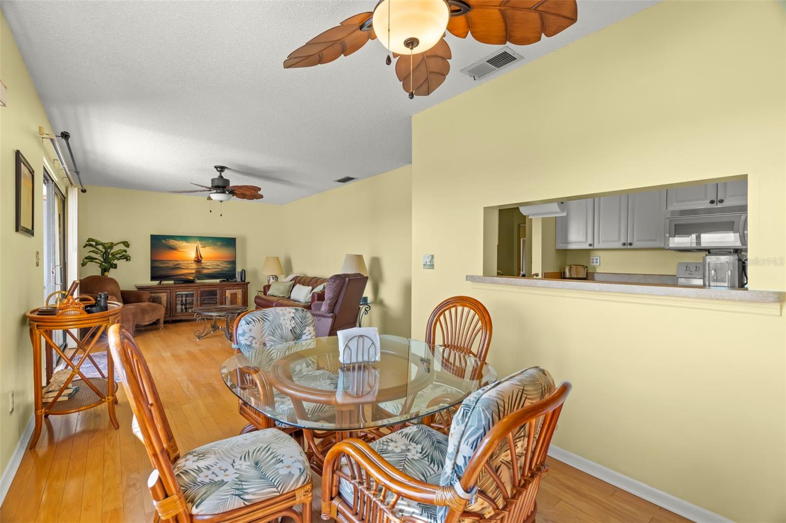 Image 10 of 36 For 412 Moorings Cove Drive 7h