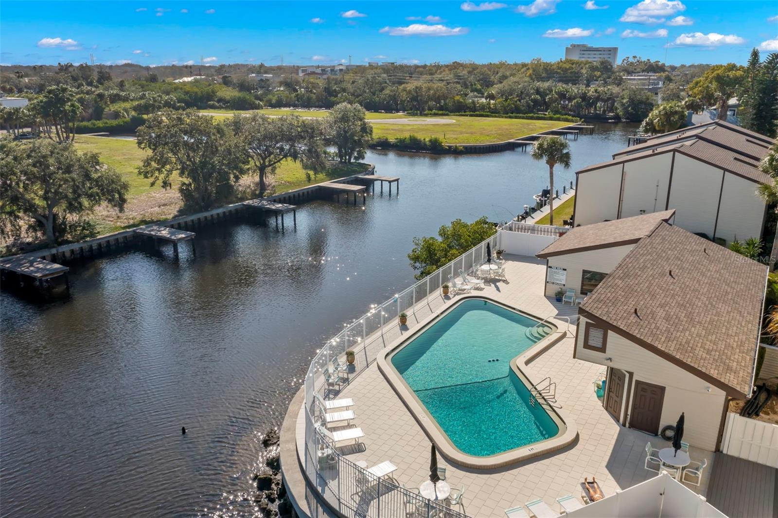 Image 33 of 36 For 412 Moorings Cove Drive 7h