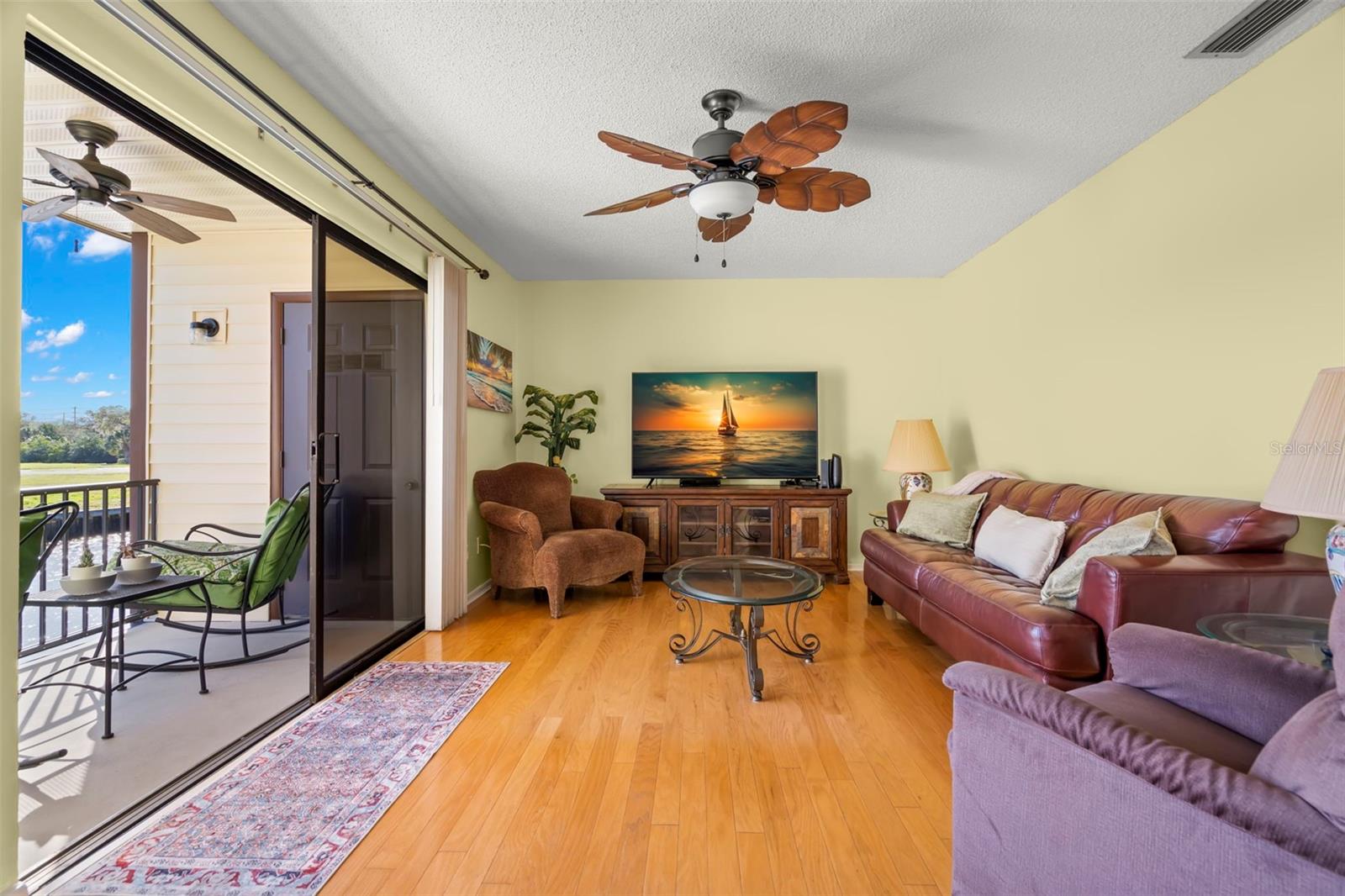 Image 6 of 36 For 412 Moorings Cove Drive 7h