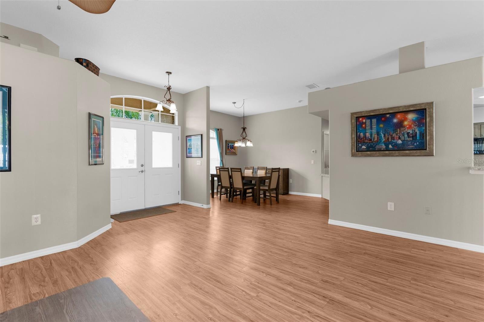 Image 14 of 49 For 3337 Carmen Avenue
